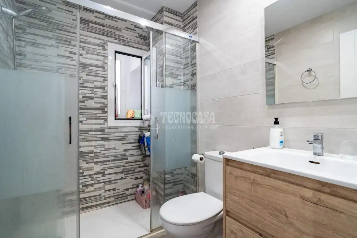 Baño de Piso en venta en Granada