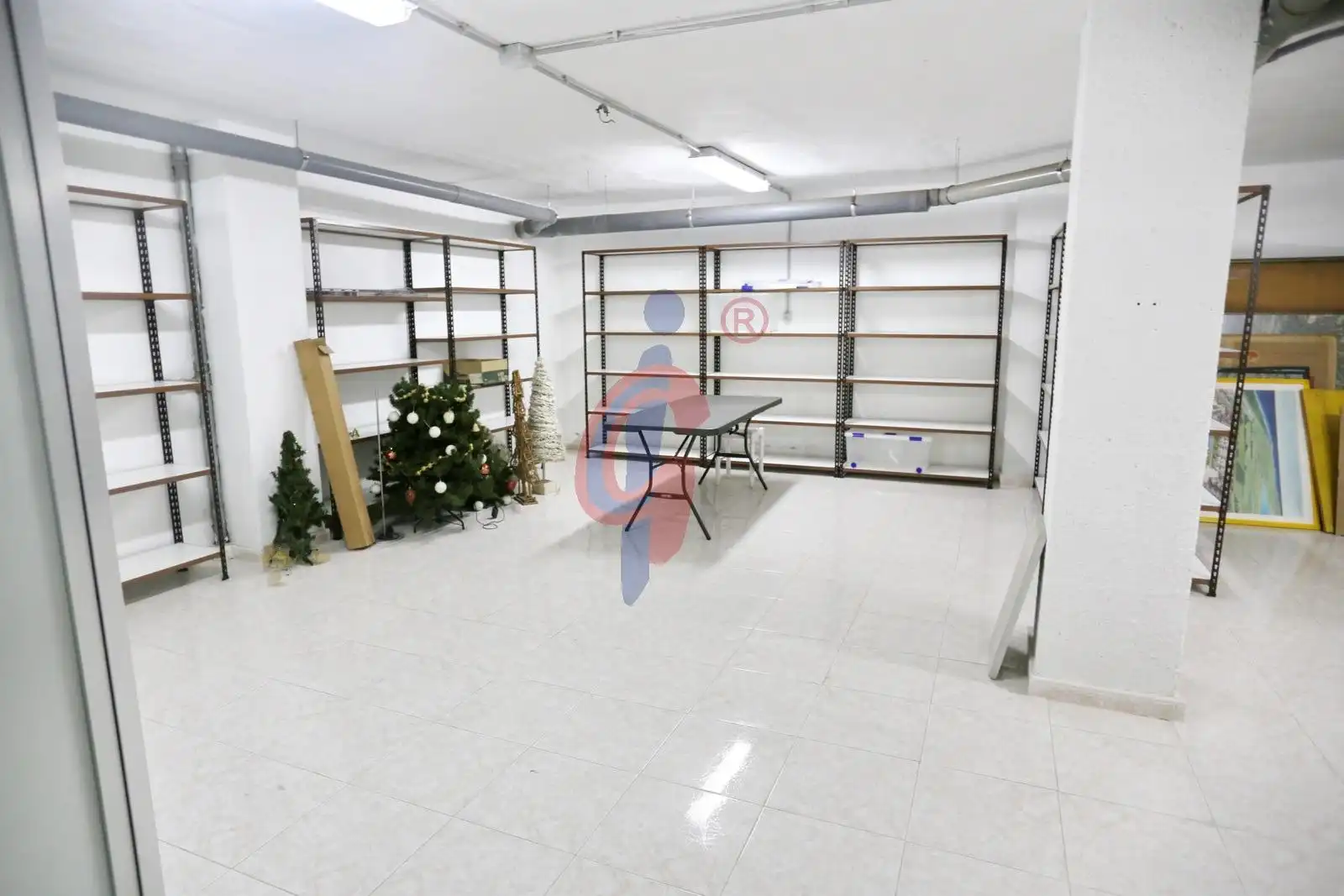 Commercial properties for sale in Guardamar del Segura  with Air Conditioner