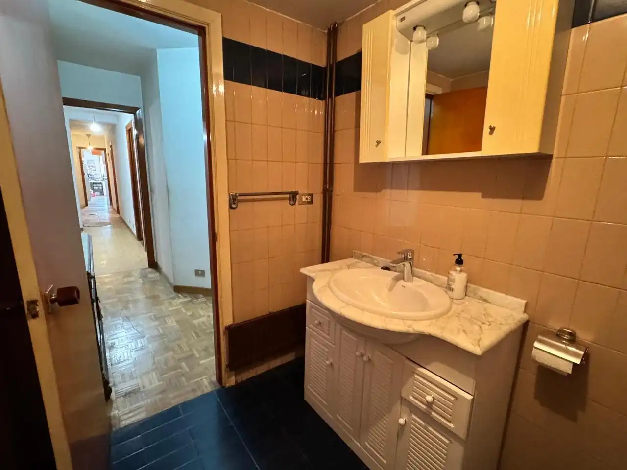 Badezimmer von Wohnung zum Verkauf in A Coruña Capital  mit Heizung, Parkett und Terrasse