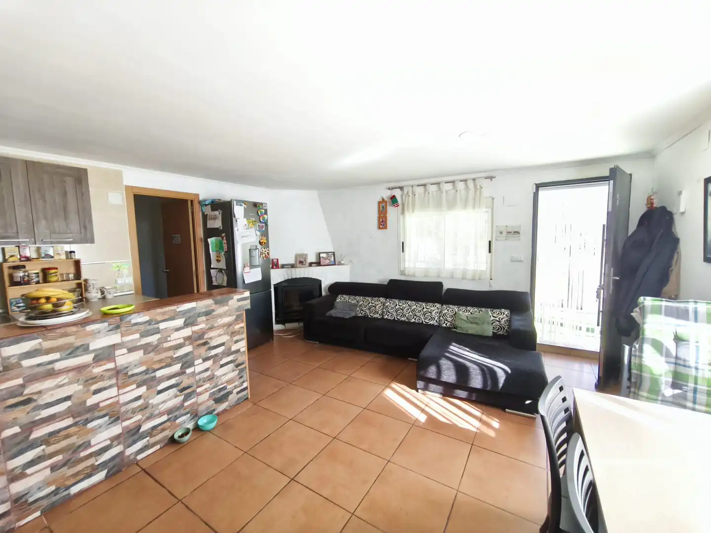Sala d'estar de Casa o xalet en venda en Mont-roig del Camp amb Aire condicionat, Calefacció i Jardí privat