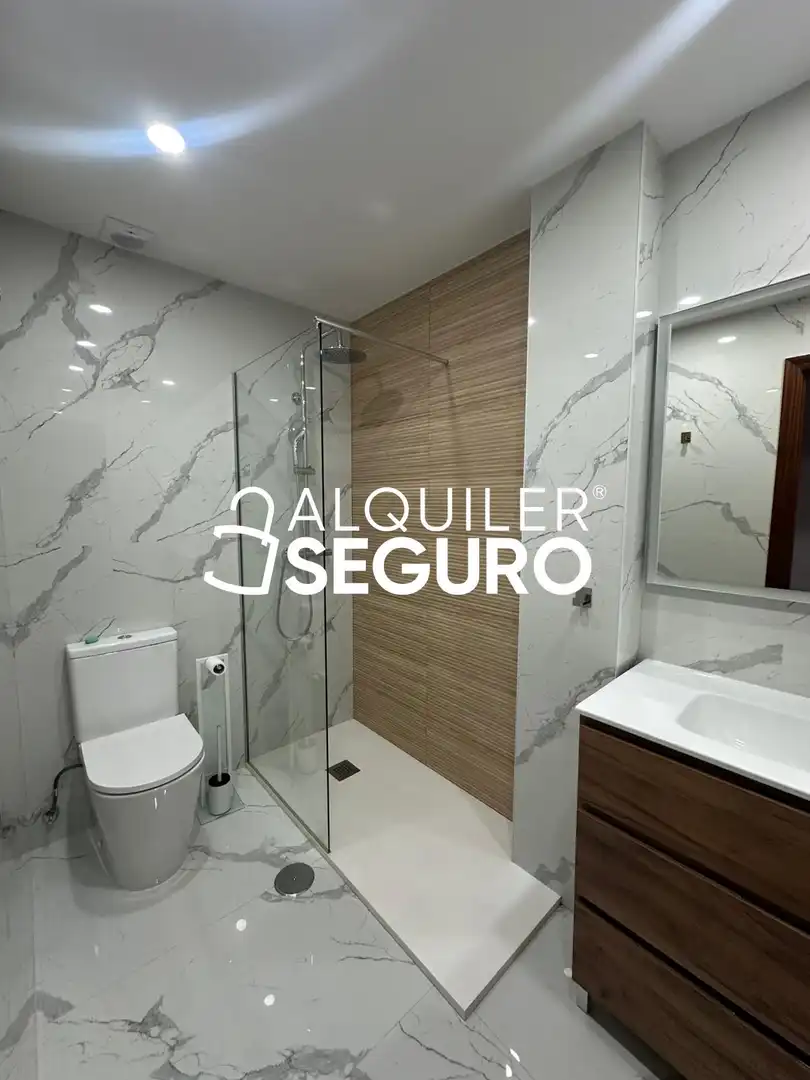 Piso de alquiler en de las Retamas, Prado Santo Domingo - Ensanche