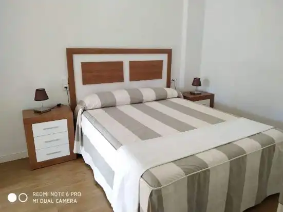Habitación de Piso de alquiler en Moncada con Aire acondicionado, Amueblado y Horno