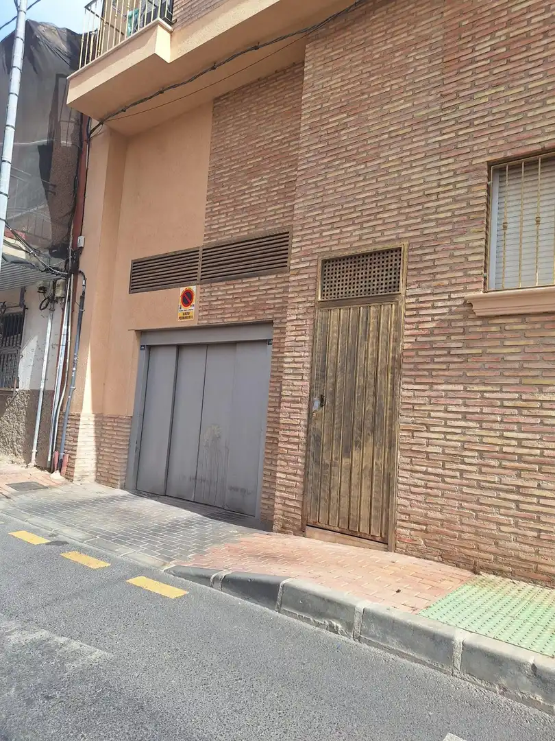 Vista exterior de Pis en venda en Murcia amb Traster i Moblat
