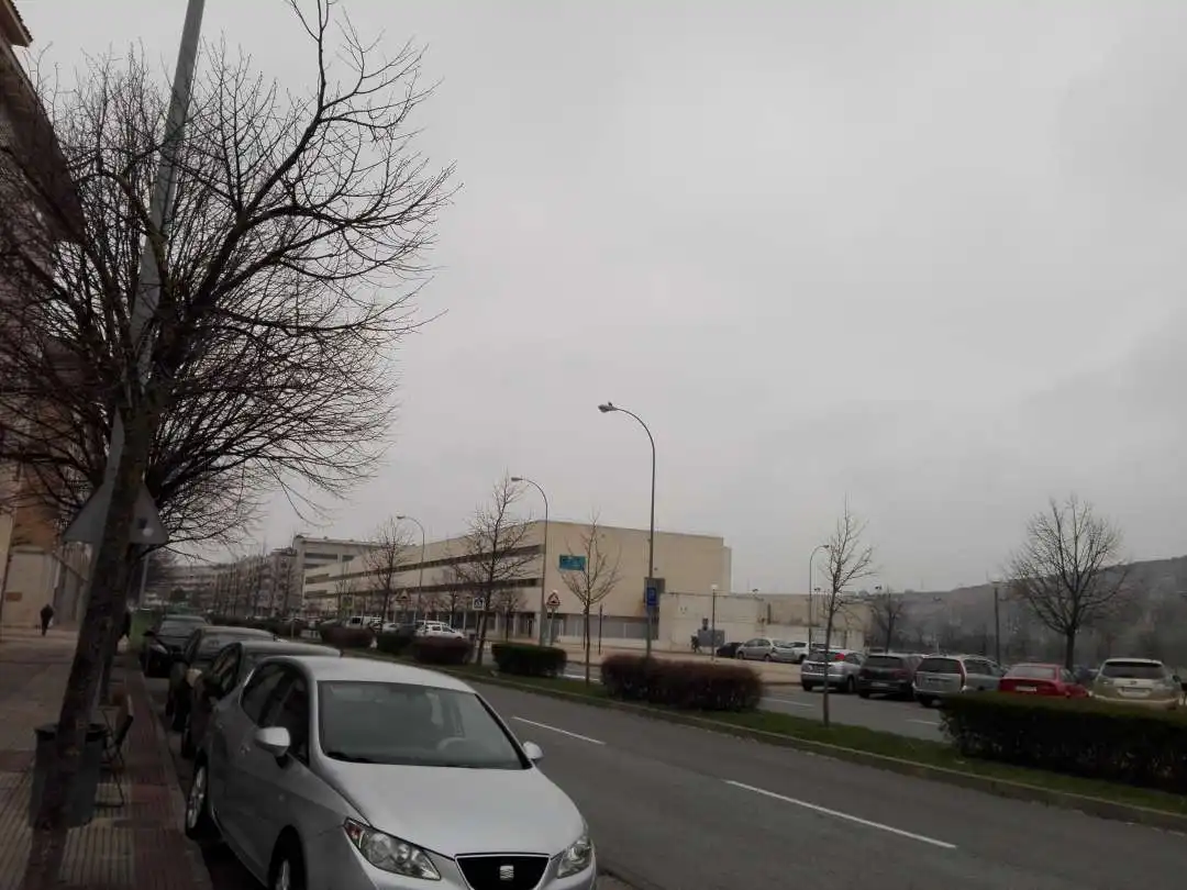 Commercial properties for sale in Parque de Santa Juliana, Universidad