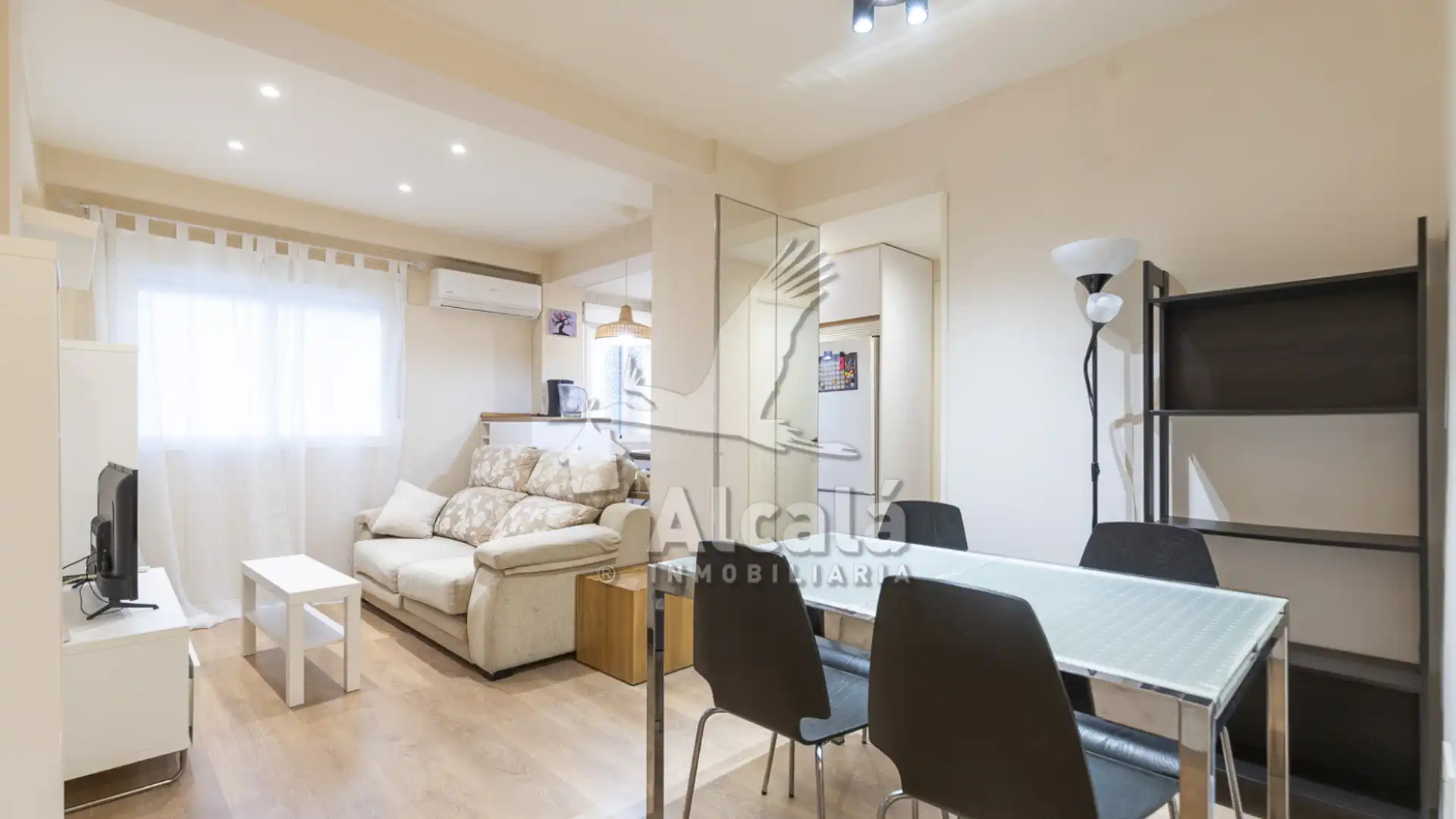 Sala de estar de Piso en venta en Alcalá de Henares con Calefacción