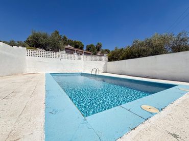 Detached house with pool for sale in L'Alcora