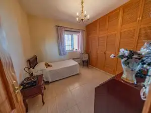 Dormitori de Casa o xalet en venda en El Rosario amb Jardí privat, Terrassa i Traster