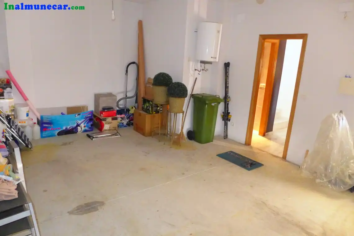 Casa adosada en venta en Almuñécar con Aire acondicionado, Terraza y Piscina