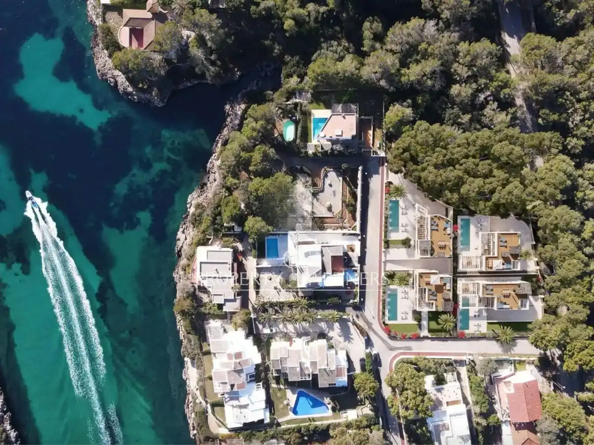 Chalet con piscina en venta en Calle de Cala en Busquets, imagen 3