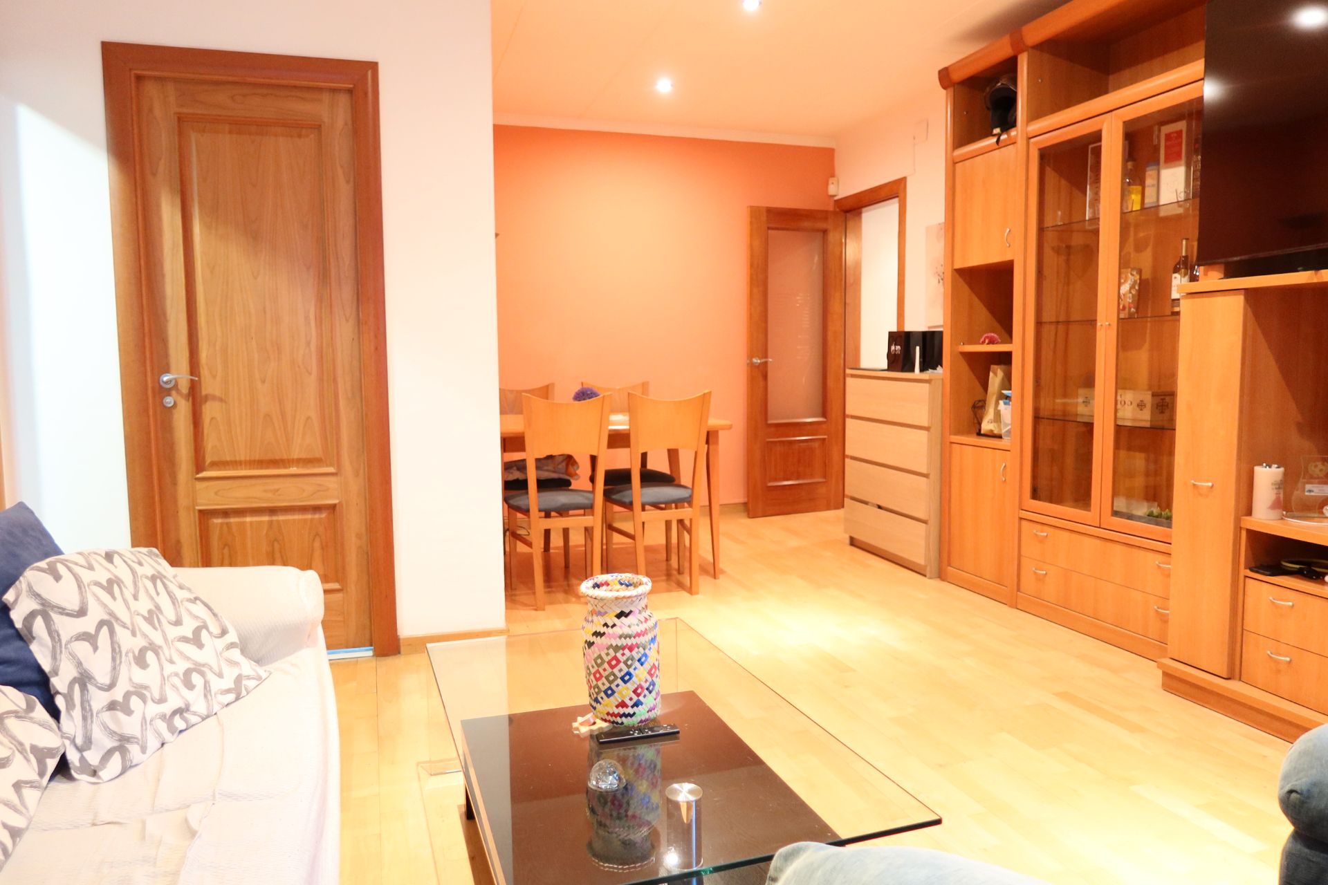 Living room of Flat to rent in  Barcelona Capital  with Air Conditioner, Heating and Furnished