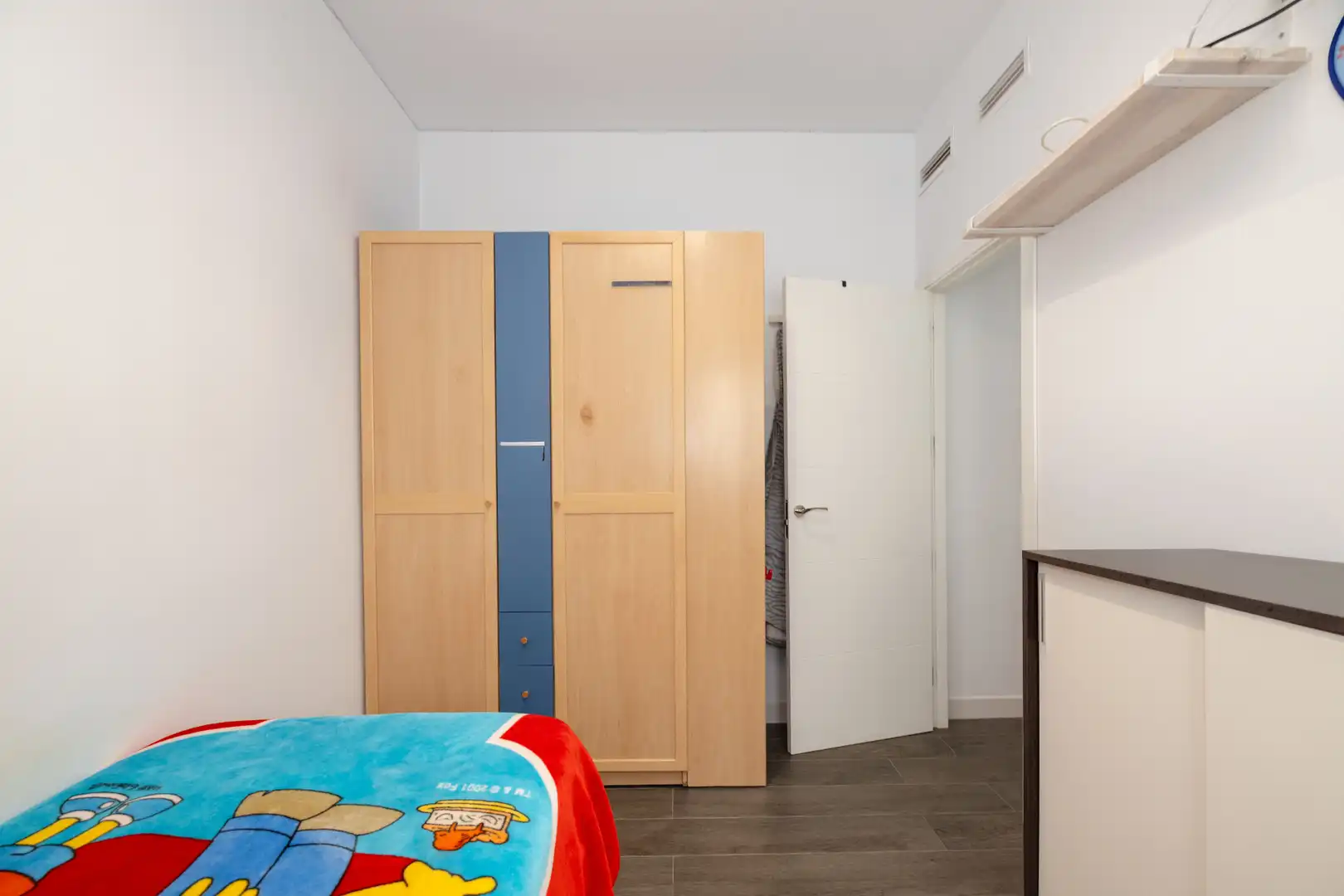 Schlafzimmer von Einfamilien-Reihenhaus zum Verkauf in Málaga mit Klimaanlage, Heizung und Terrasse