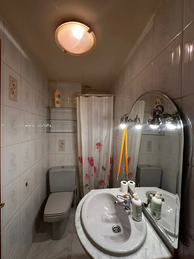 Badezimmer von Wohnung zum Verkauf in Madrid mit Heizung