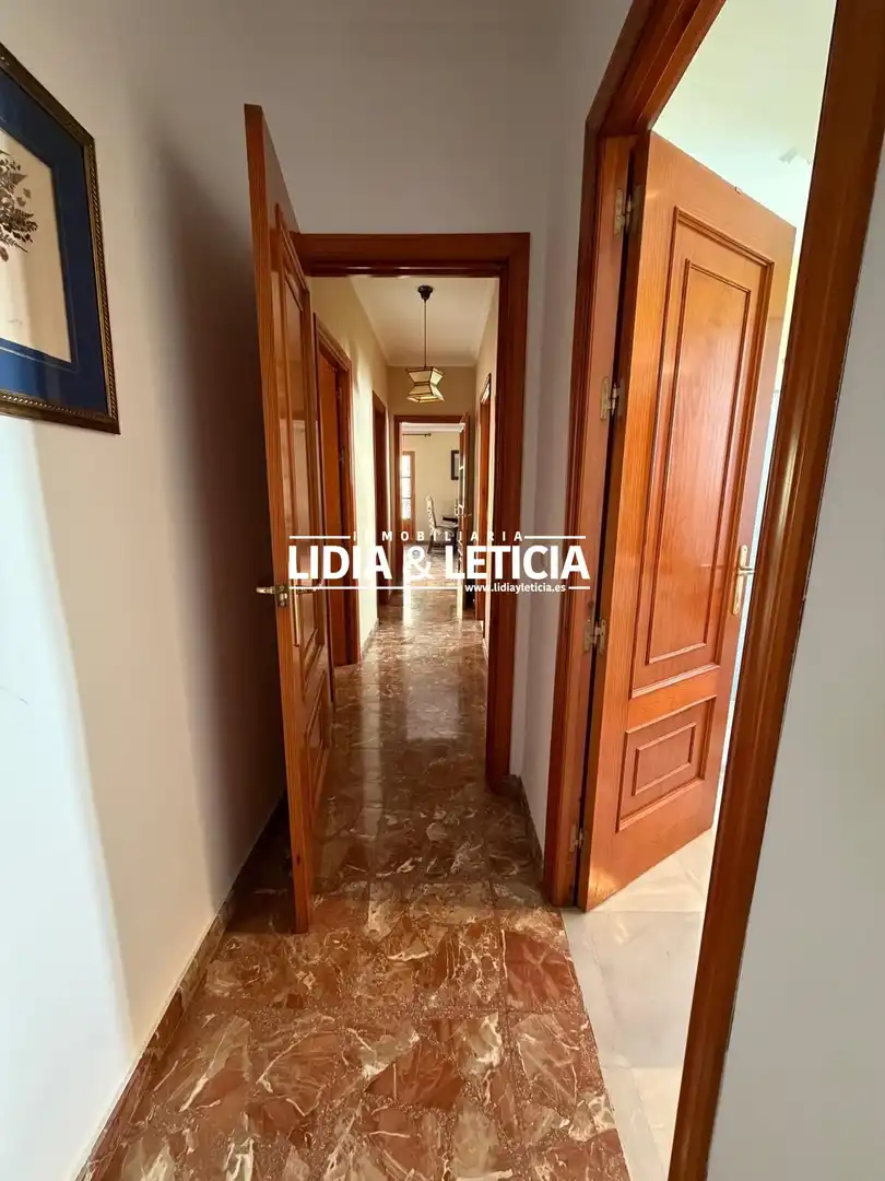 Casa o xalet en venda en Alcalá de Guadaira amb Aire condicionat, Traster i Piscina