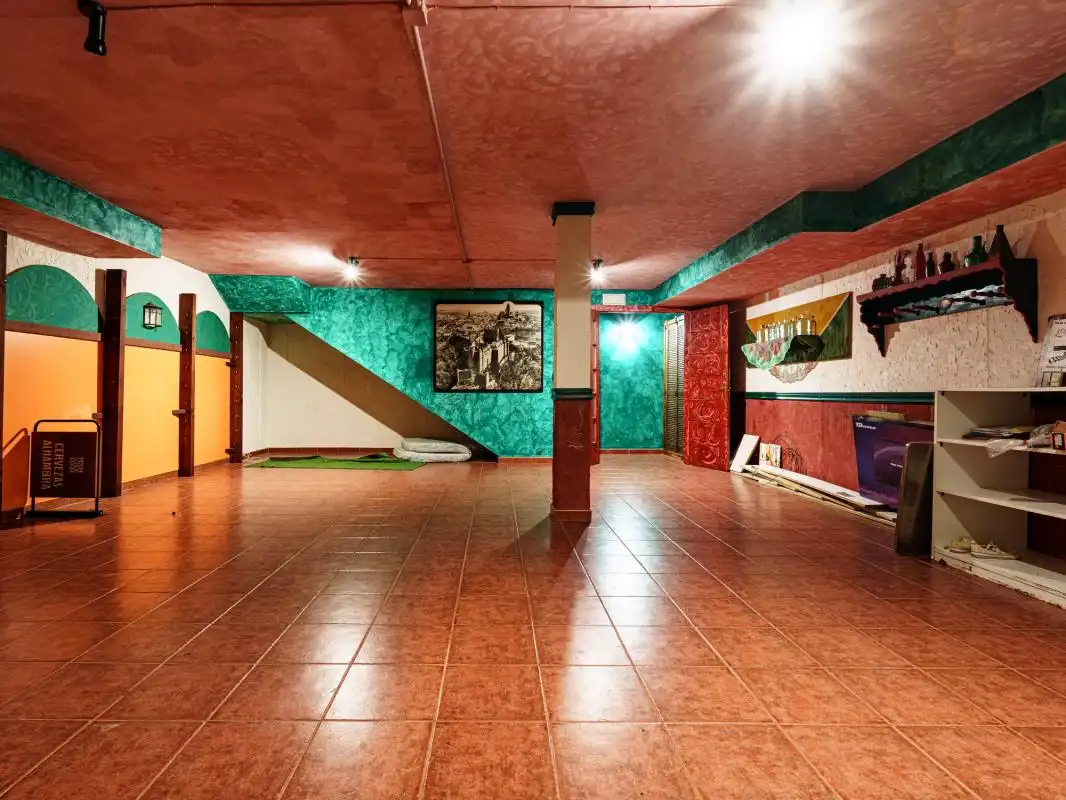Local en venta en Pl. de España, Arenas de San Juan