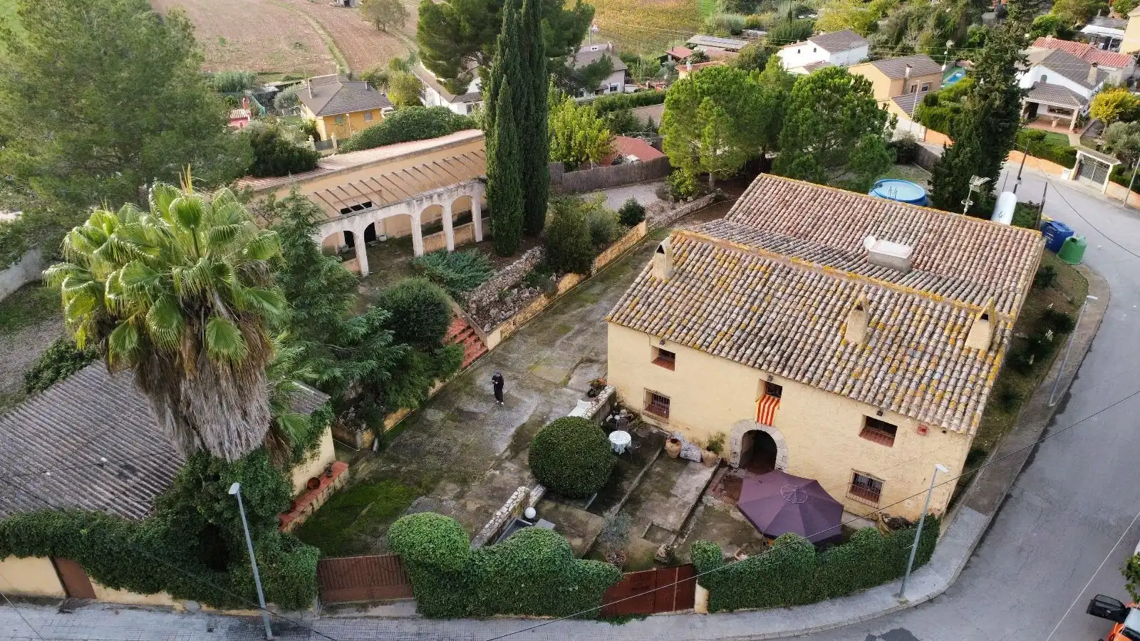 Vista exterior de Finca rústica en venda en Subirats amb Aire condicionat, Calefacció i Jardí privat