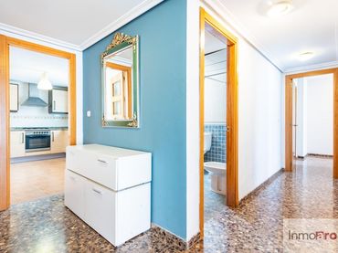 Flat with lift for sale in calle de sor Isabel de Villena
