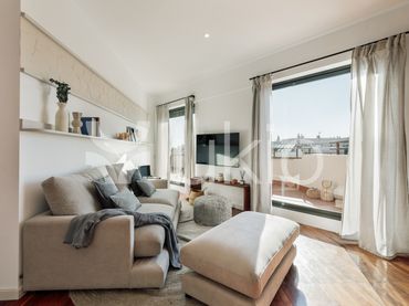 Apartment with lift to rent in Carrer de Bonaplata