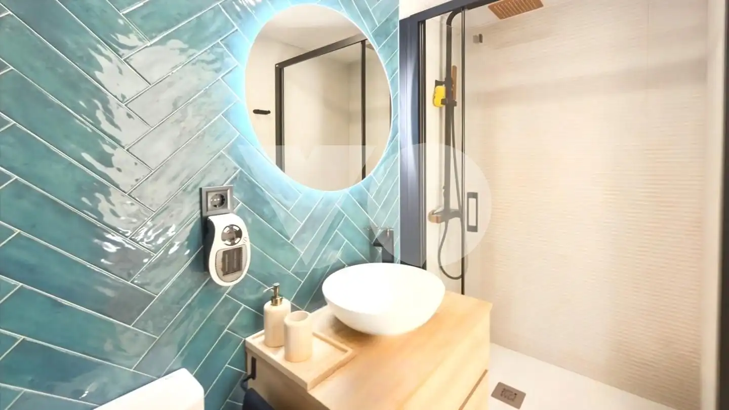 Baño de Piso en venta en Madrid con Aire acondicionado, Calefacción y Terraza