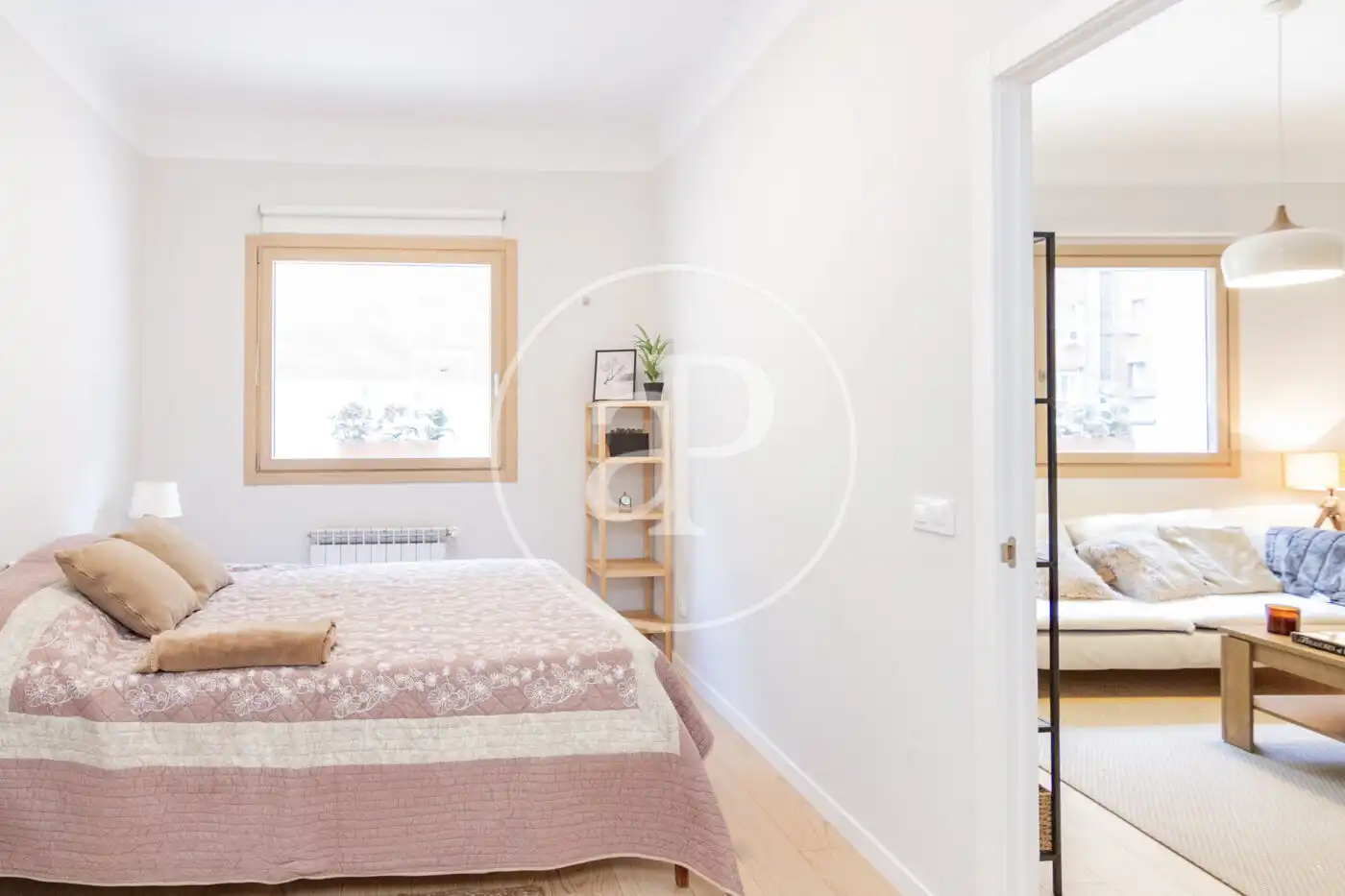 Bedroom of Flat for rent in Madrid  with Air Conditioner, Heating and Furnished