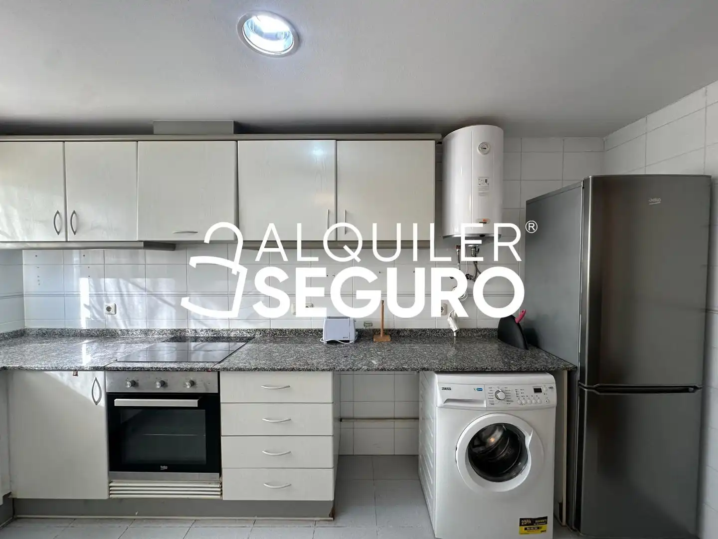 Kitchen of Attic for rent in Mislata  with Air Conditioner and Terrace