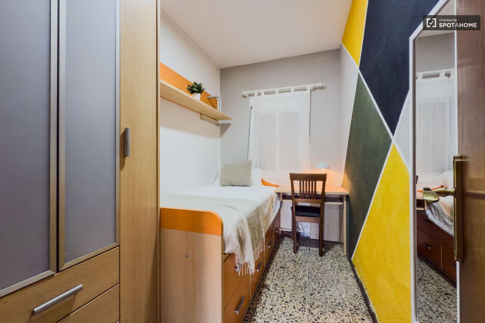 Flat to share in El Besós i el Maresme