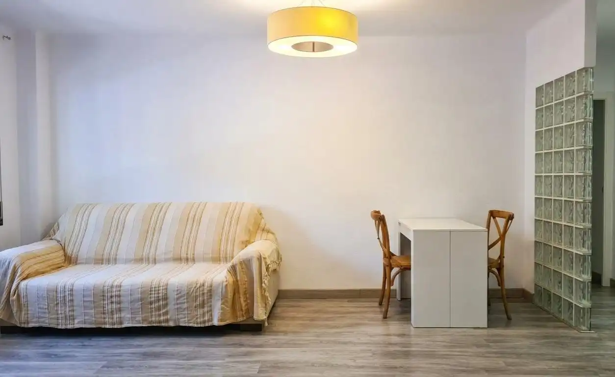 Sala de estar de Planta baja en venta en  Barcelona Capital