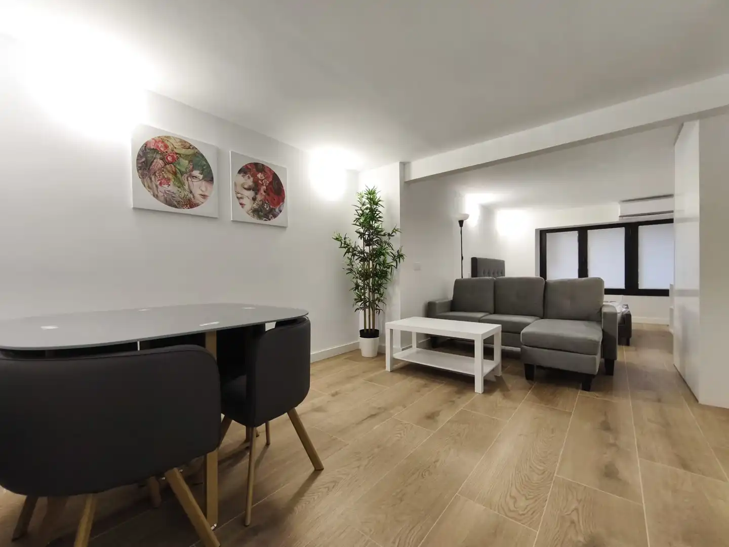 Living room of Study for rent in Madrid  with Air Conditioner, Heating and Furnished