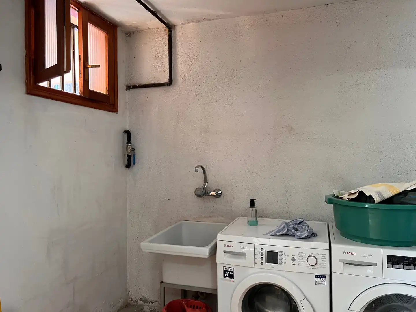 Bany de Casa adosada en venda en Vilassar de Dalt amb Calefacció, Jardí privat i Terrassa
