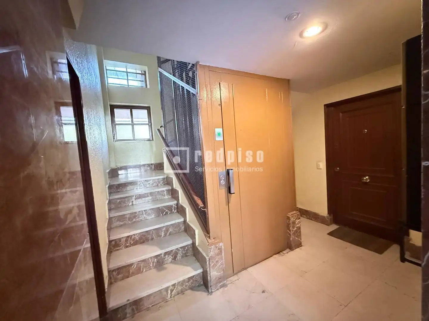 Piso en venta en Madrid con Calefacción y Terraza