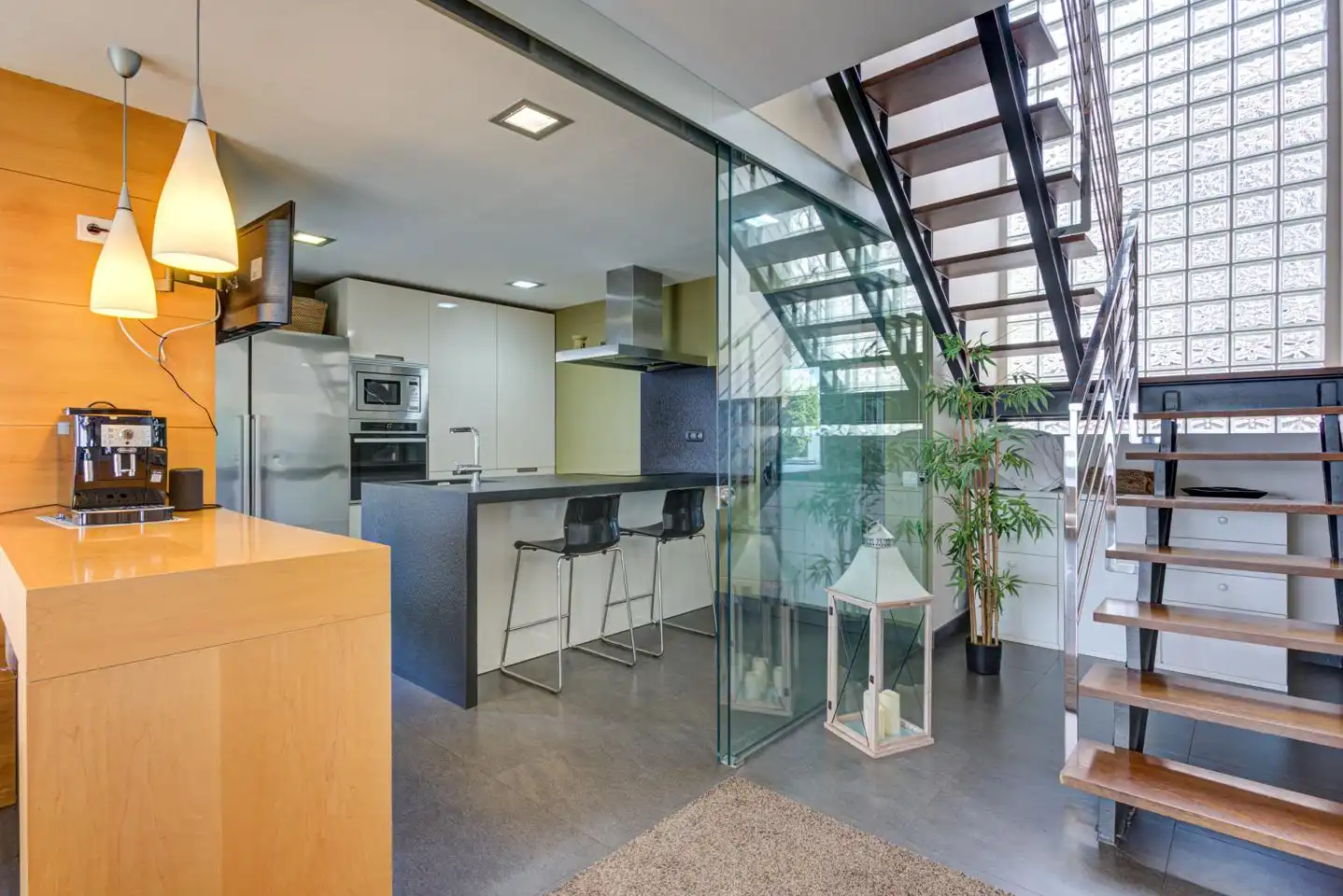 Küche von Haus oder Chalet zum Verkauf in Castelldefels mit Klimaanlage, Heizung und Privatgarten