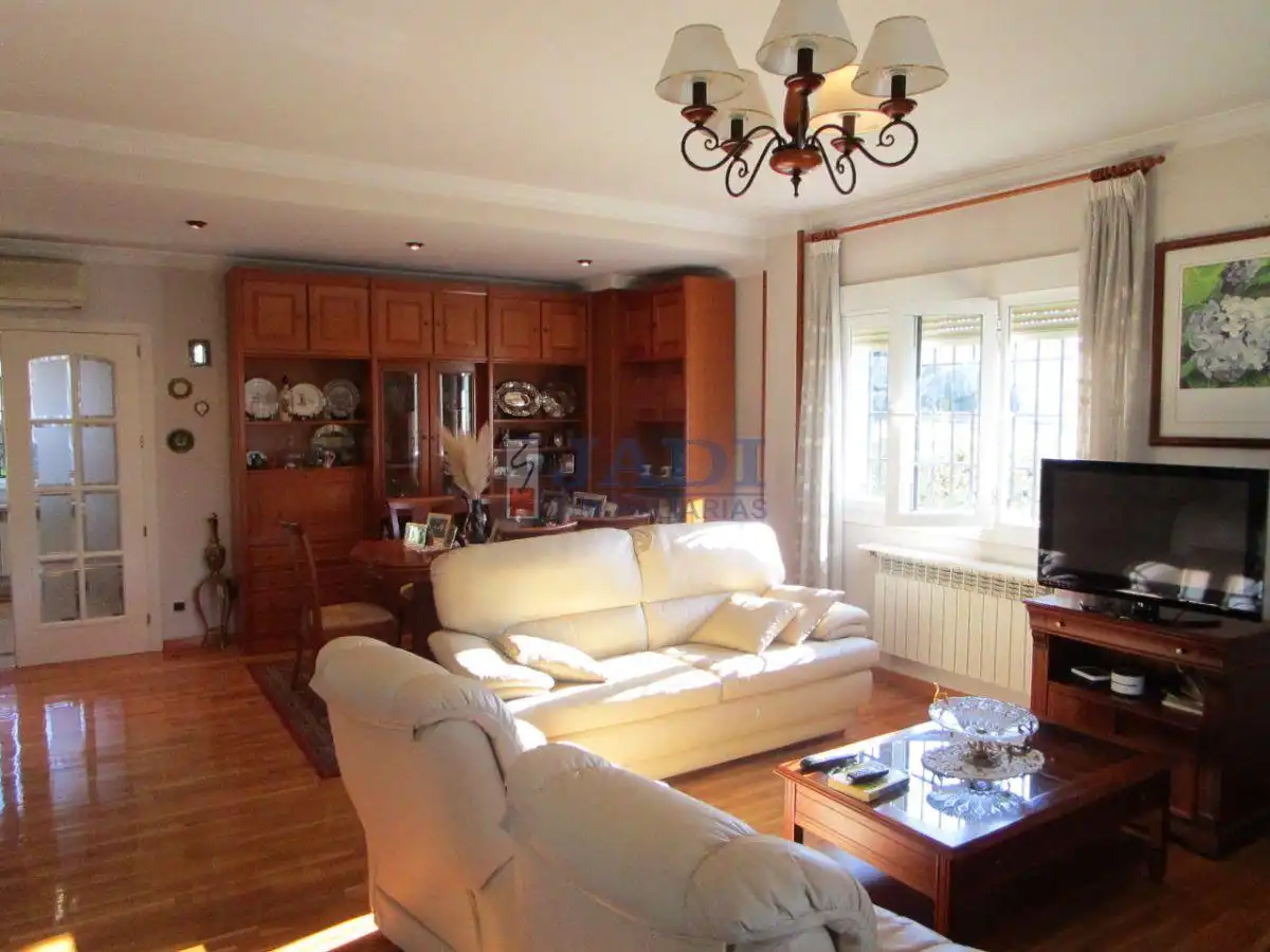 Chalet con terraza en venta en Valdepeñas, imagen 5