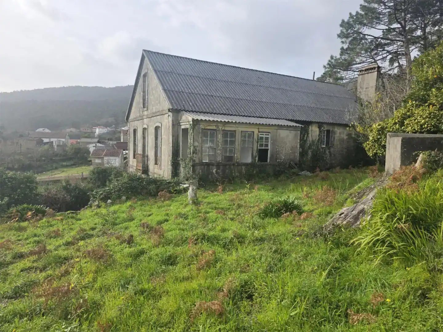 Außenansicht von Country house zum Verkauf in Muros, A Coruña