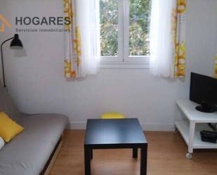 Dormitori de Pis de lloguer en Vigo  amb Calefacció i Moblat