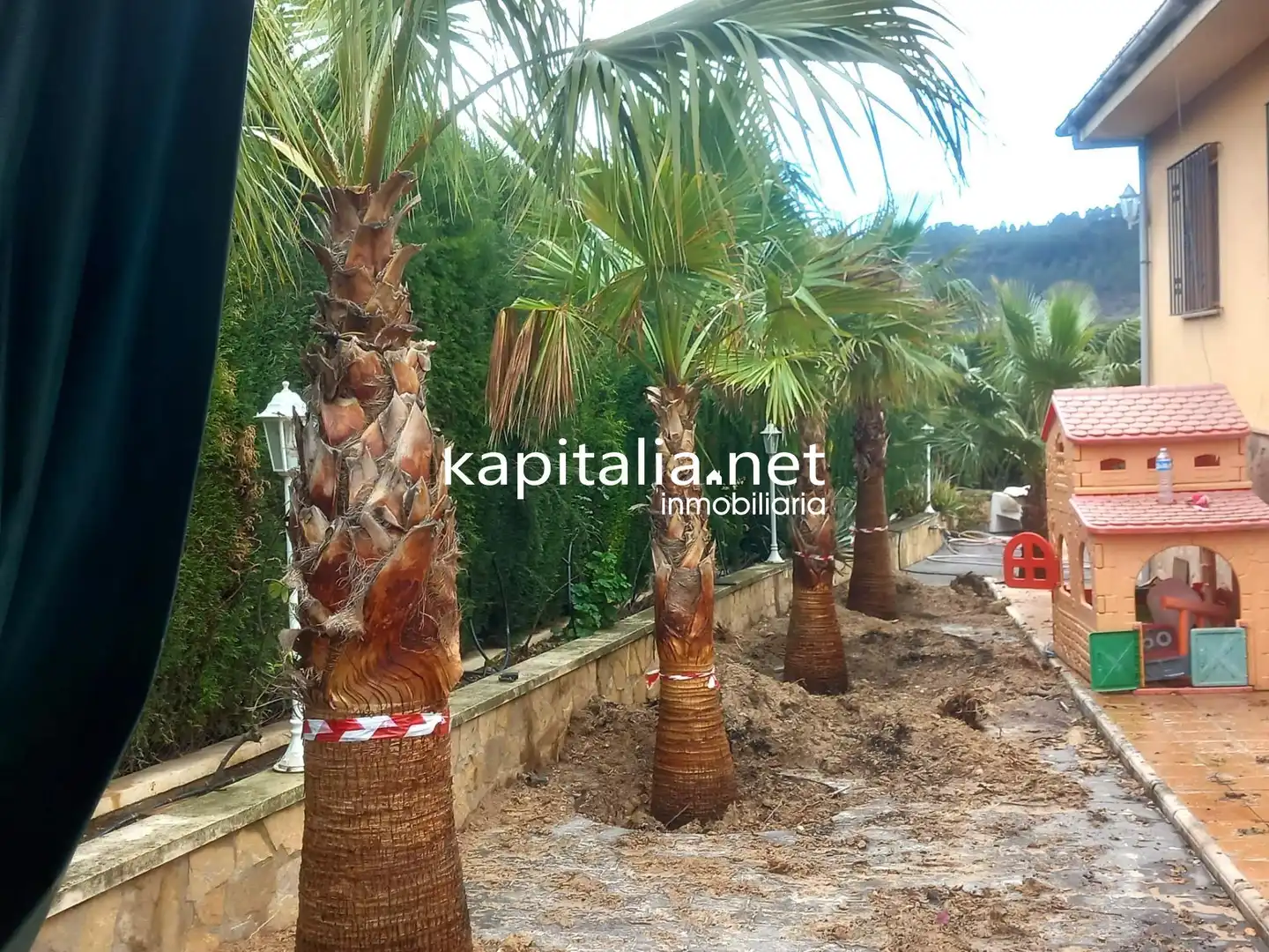 Houses for sale in Benillup  with Air Conditioner, Private garden and Community pool