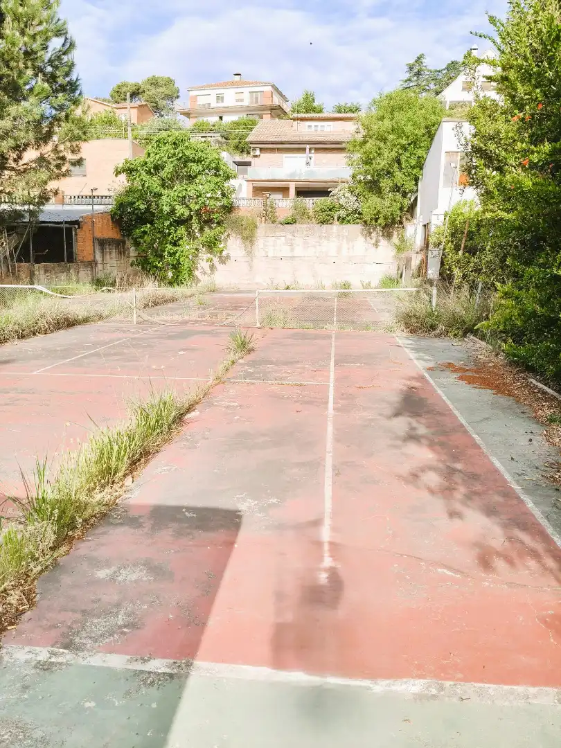 Vista exterior de Casa o xalet en venda en Lliçà d'Amunt amb Aire condicionat, Jardí privat i Terrassa