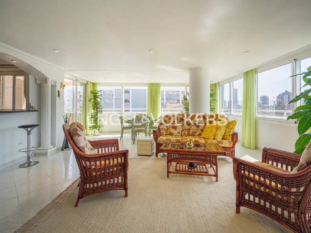 Penthouse with pool for sale in La Cala de Villajoyosa, imagen 3