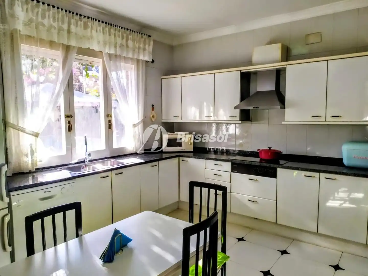 Cocina de Casa o chalet en venta en Tarragona con Aire acondicionado, Calefacción y Jardín privado