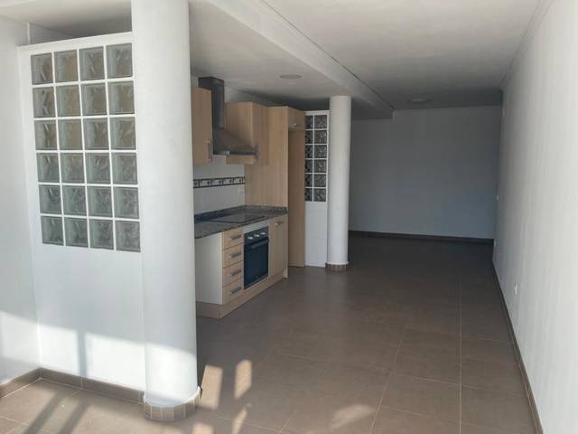 Piso en Alquiler en Carrer Sogorb, 72 en Centro Puerto