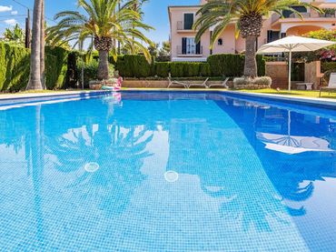 Duplex avec piscine à vendre à Portals Nous