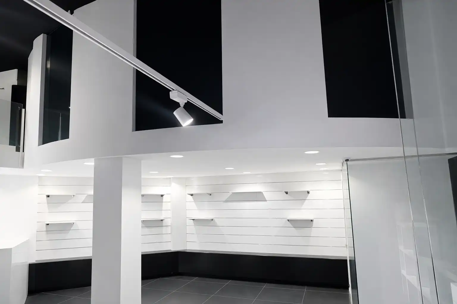 Commercial properties for rent in Reus  with Air Conditioner and Heating