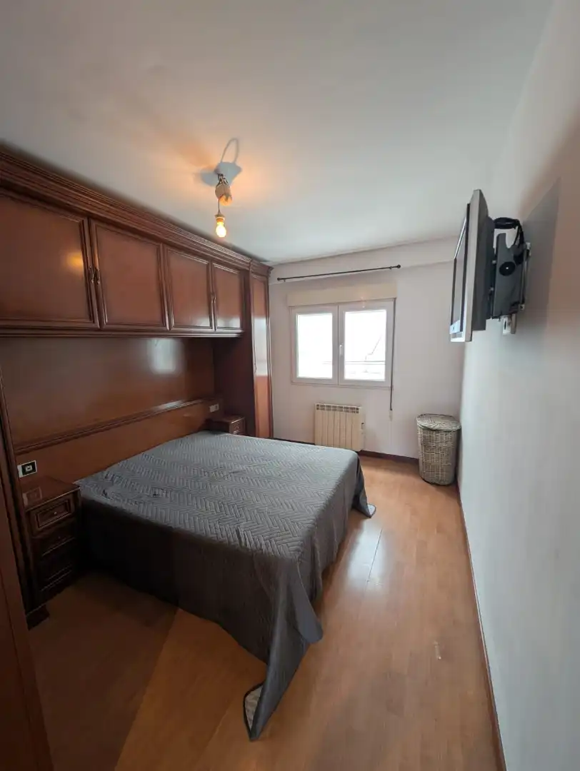 Bedroom of Flat for sale in Gijón   with Heating, Private garden and Parquet flooring
