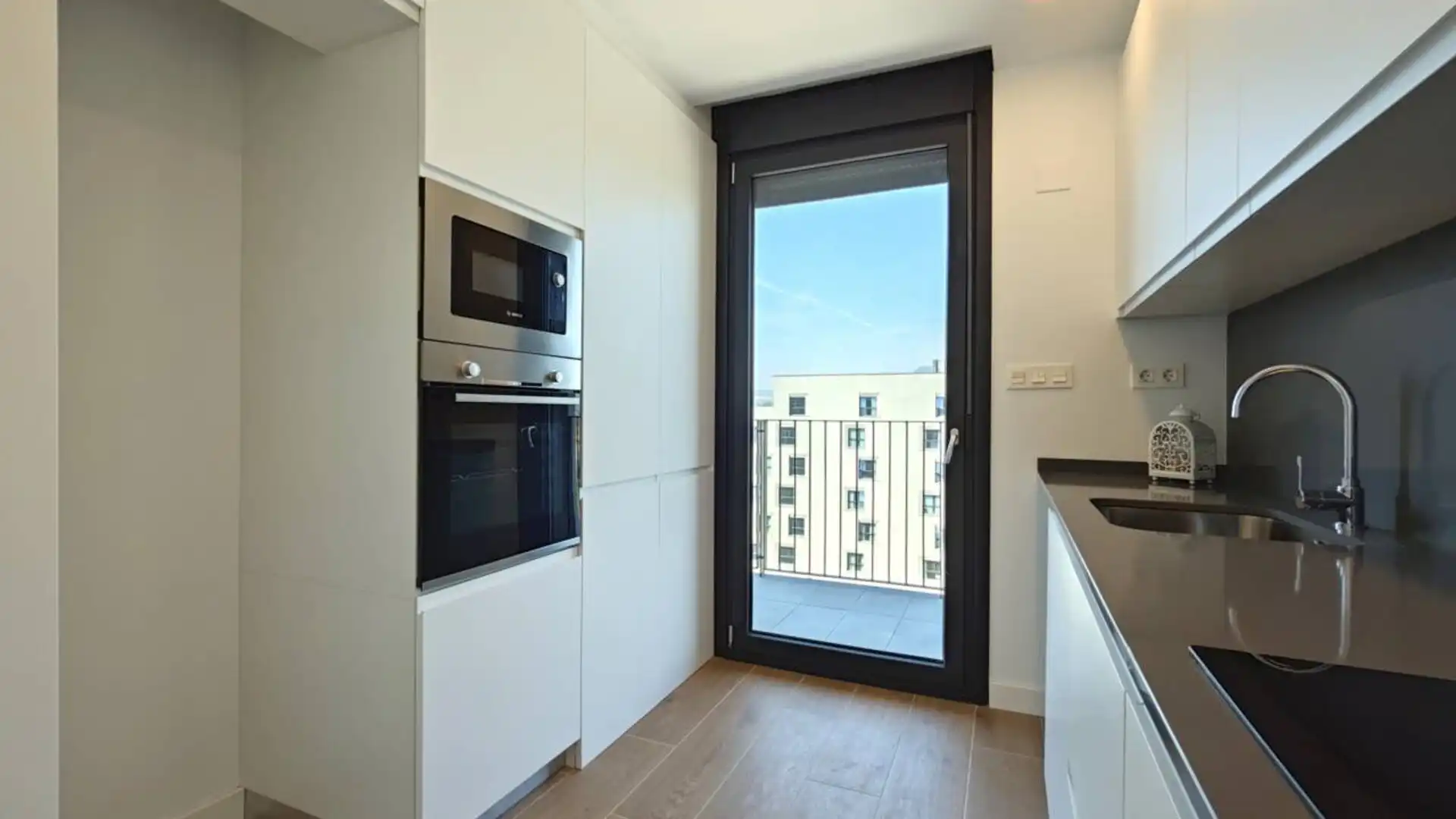 Kitchen of Flat for sale in Manresa  with Air Conditioner, Heating and Terrace