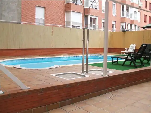 Swimming pool of Flat for rent in Madrid  with Air Conditioner, Heating and Parquet flooring