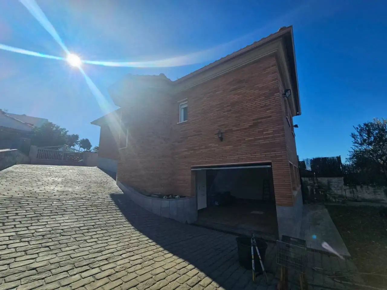 Exterior view of Houses for sale in Sant Cugat del Vallès  with Air Conditioner, Heating and Private garden
