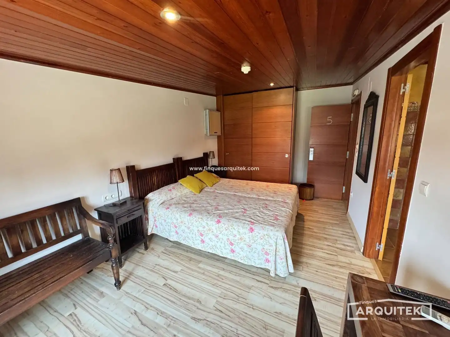Habitación de Casa o chalet en venta en Monzón con Aire acondicionado, Calefacción y Jardín privado