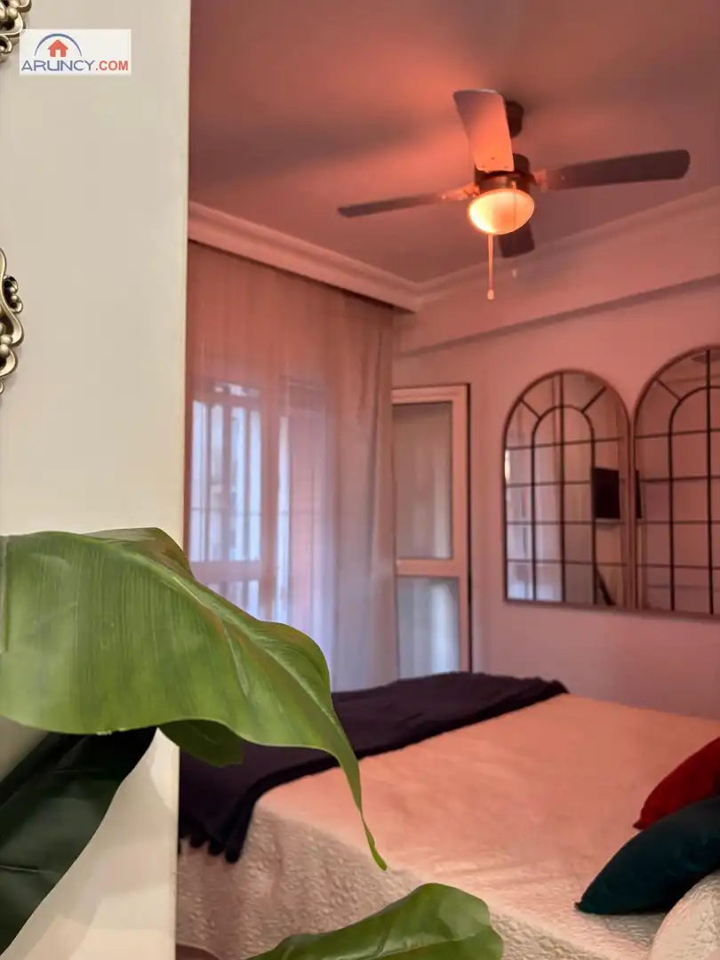 Bedroom of Flat for sale in Sevilla  with Air Conditioner and Furnished