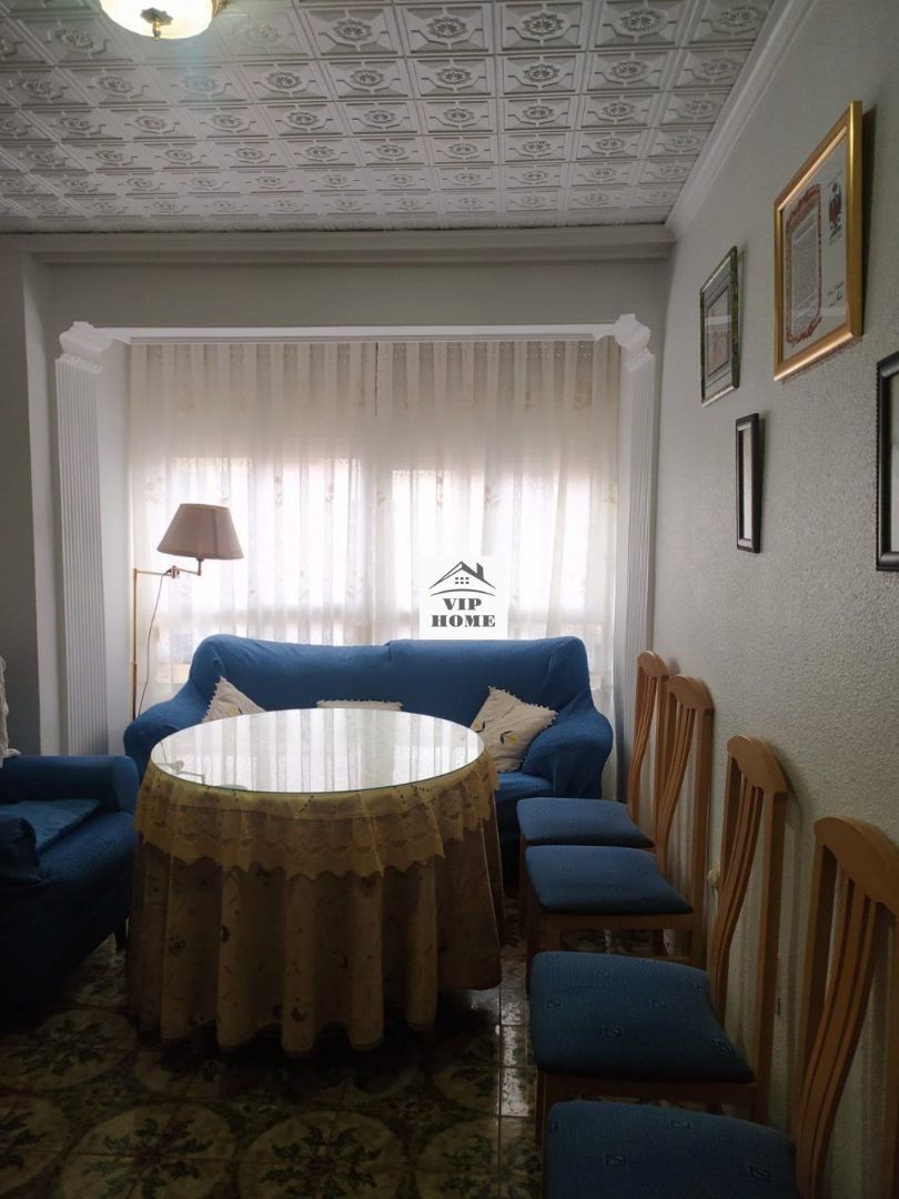 Living room of Flat for sale in  Albacete Capital  with Air Conditioner, Furnished and Balcony