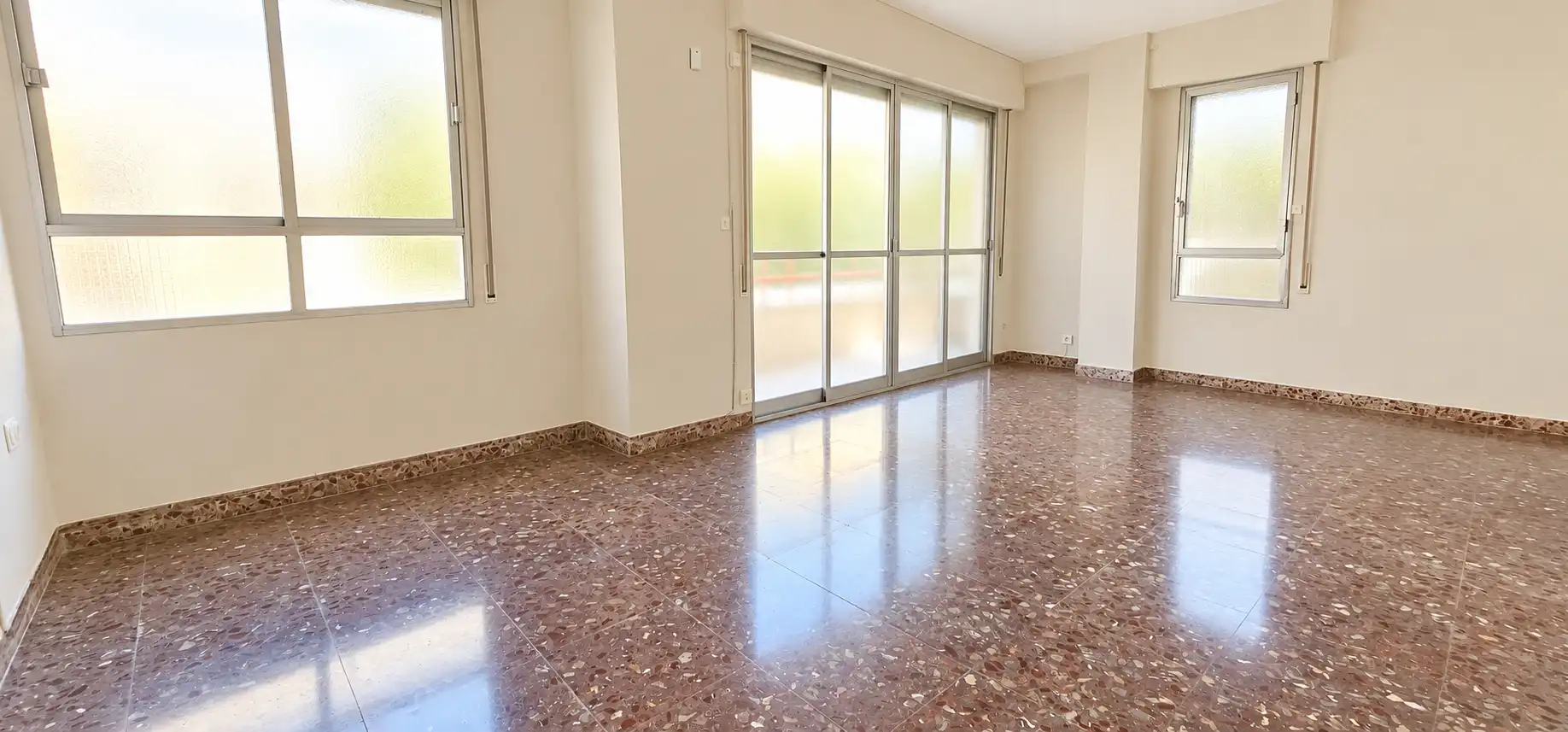 Piso con terraza en venta en Totana