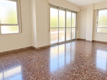 Flat with balcony for sale in Totana