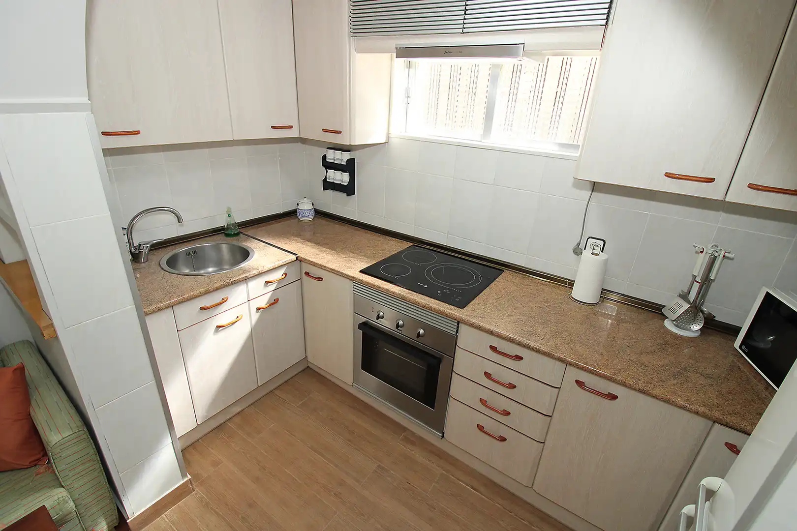Cocina de Casa o chalet en venta en Uceda con Aire acondicionado, Calefacción y Jardín privado